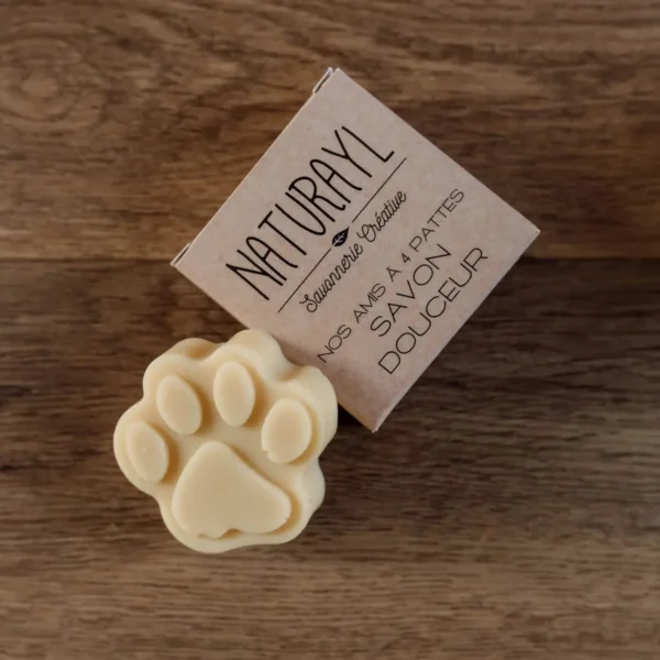 Savon naturel Naturayl pour chien – soin douceur en forme de patte